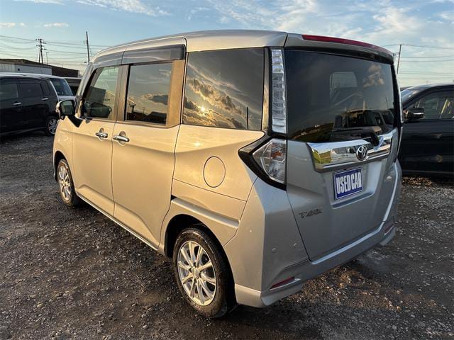 Toyota Tank 2019